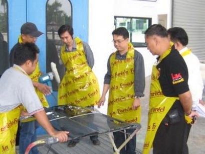 คณะกรรมการอู่กลางการประกันภัย เข้าเยี่ยมชมบริษัท LK AUTO 